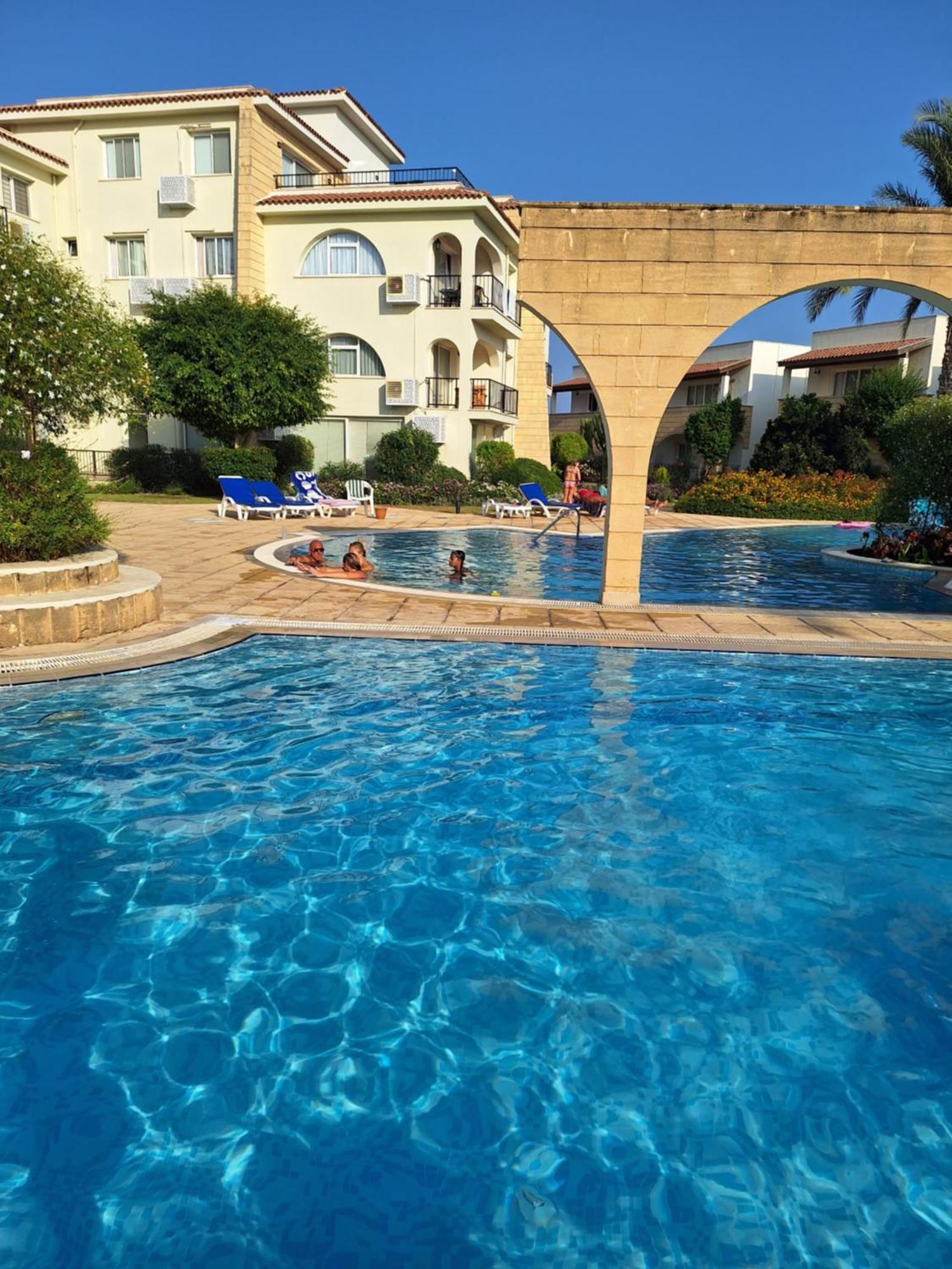 Boheme B6 Sunrise Beach Gastria Exterior photo