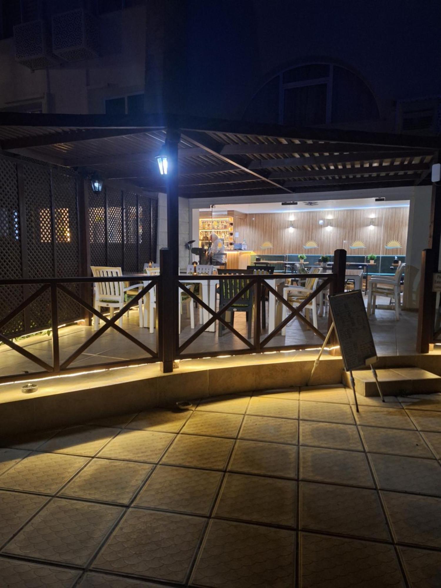 Boheme B6 Sunrise Beach Gastria Exterior photo